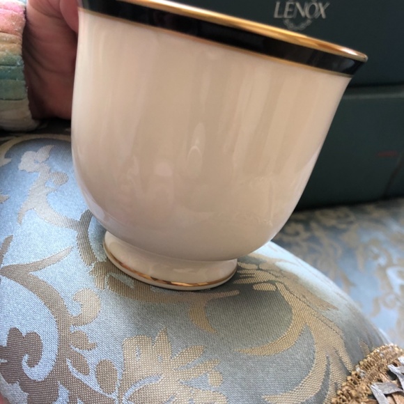 SET OF LENOX DISHES++ - URBAN LIGHTS- 12 plate setting -COMPLETE!! - $1,000 - Picture 4 of 4